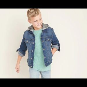 New boys old navy jean jacket hoodie 10-12
